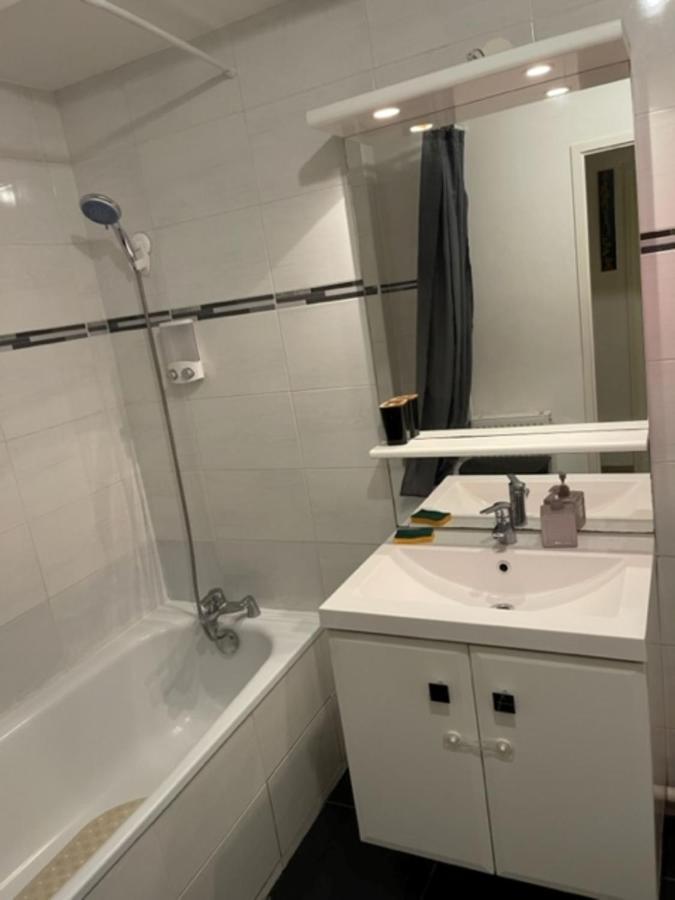 Chambre Equipee Proche Disneyland Et Parc Du Patis 莫城 外观 照片
